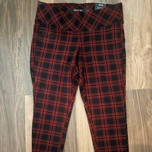 Torrid Red and Black Plaid Pixie Pants 00 R Bottoms